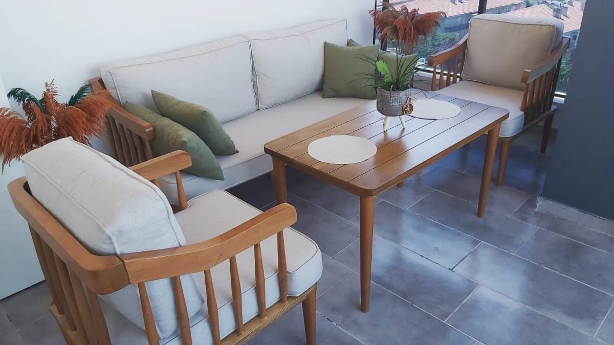 balkon masa koltuk takımı