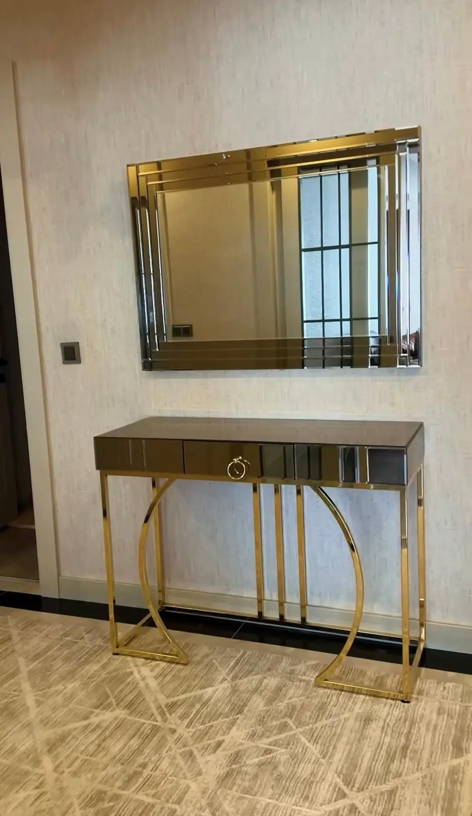 burdur-koridor-giris-aynali-dresuar-0646.webp Koridor Giriş Aynalı Dresuar | Burdur Metal Ayaklı Şık Dresuar - Görsel 1