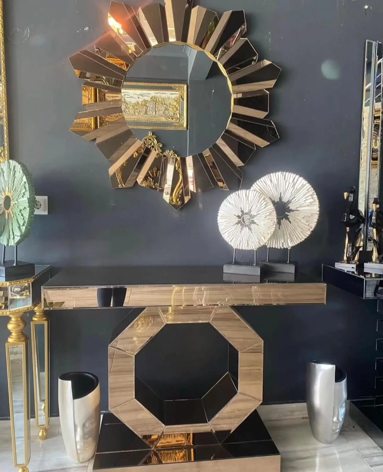 denizli-aynali-cam-dresuar-yuvarlak-ayna-0652.webp Denizli Aynalı Cam Dresuar | Yuvarlak Aynalı Modern Dresuar - Görsel 1